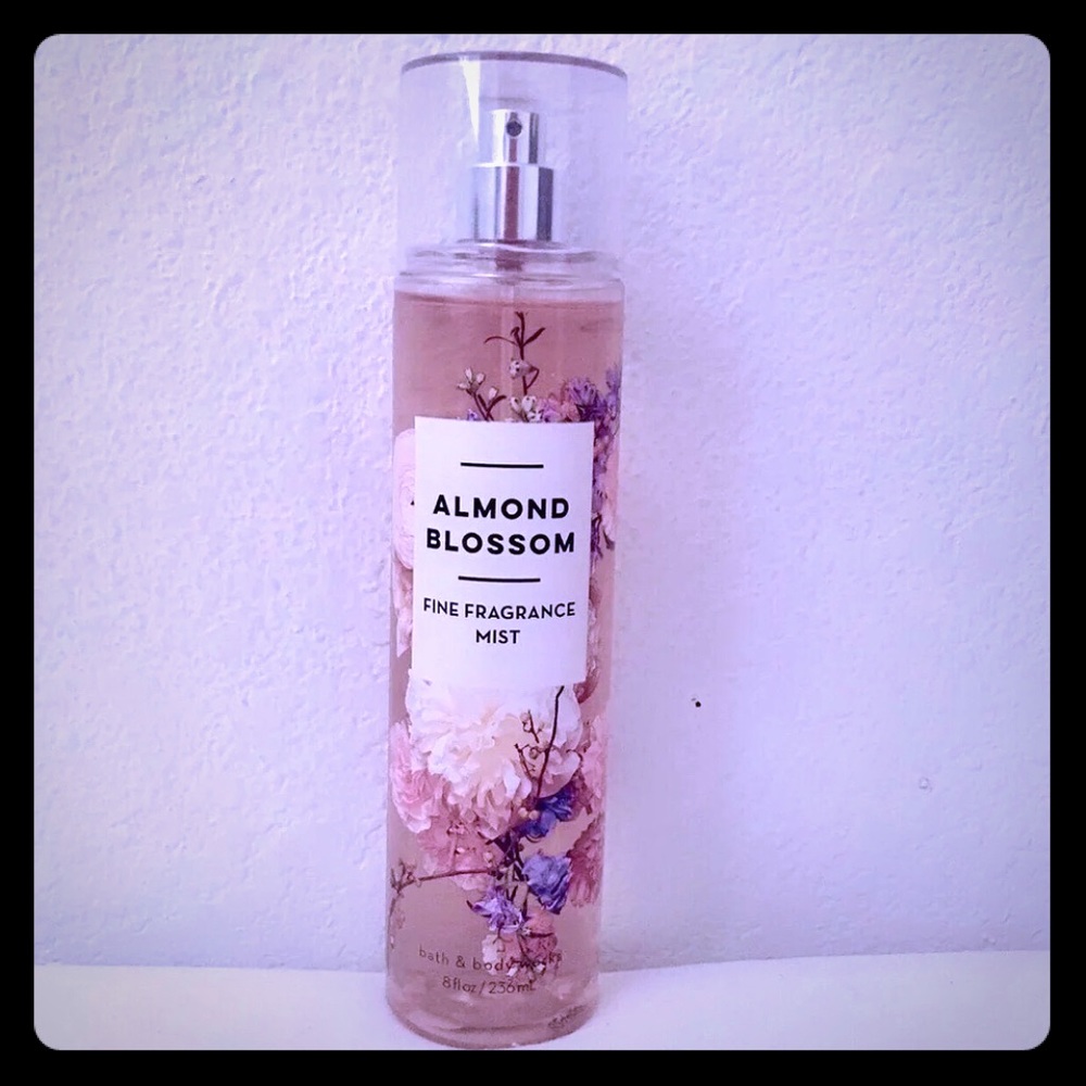 Bath&BodyWorks Almond Blossom